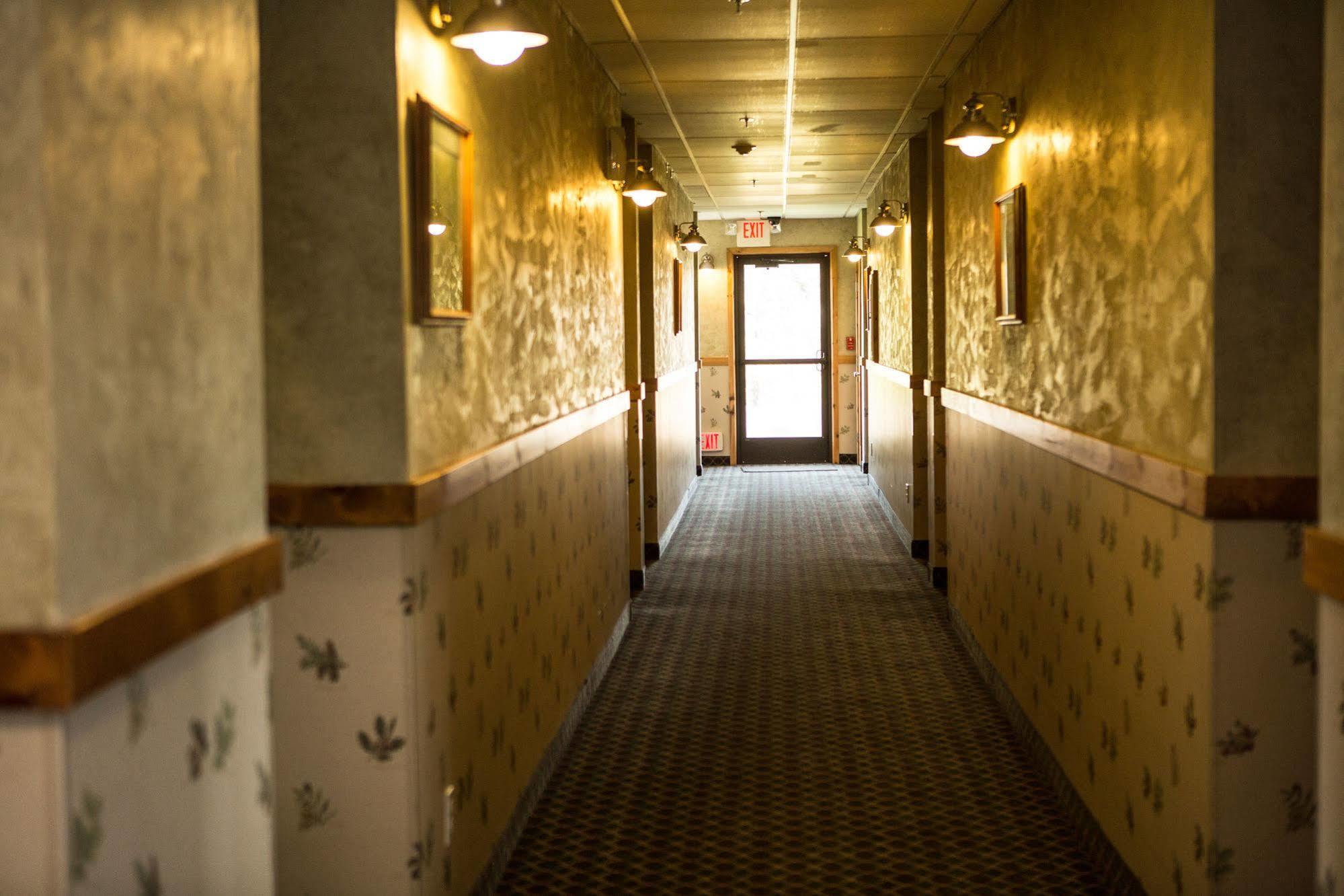 Boulder Creek Inn Donnelly Экстерьер фото